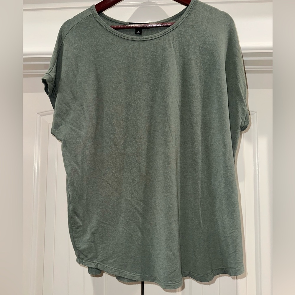 Buffalo David Bitton Green Soft Knit Crewneck Top | Rounded Hem | Cuffed Short S